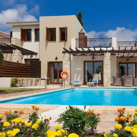 Junior Private Pool By Interhome