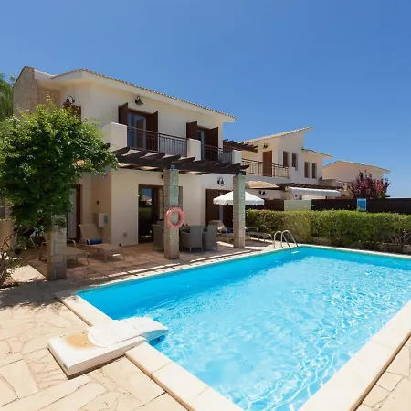 Junior Private Pool By Interhome